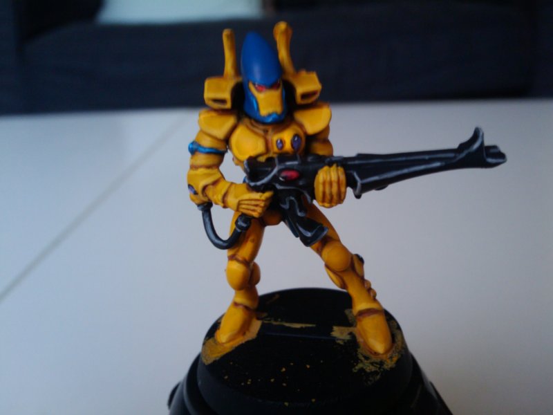 yellow_guardian2.jpg